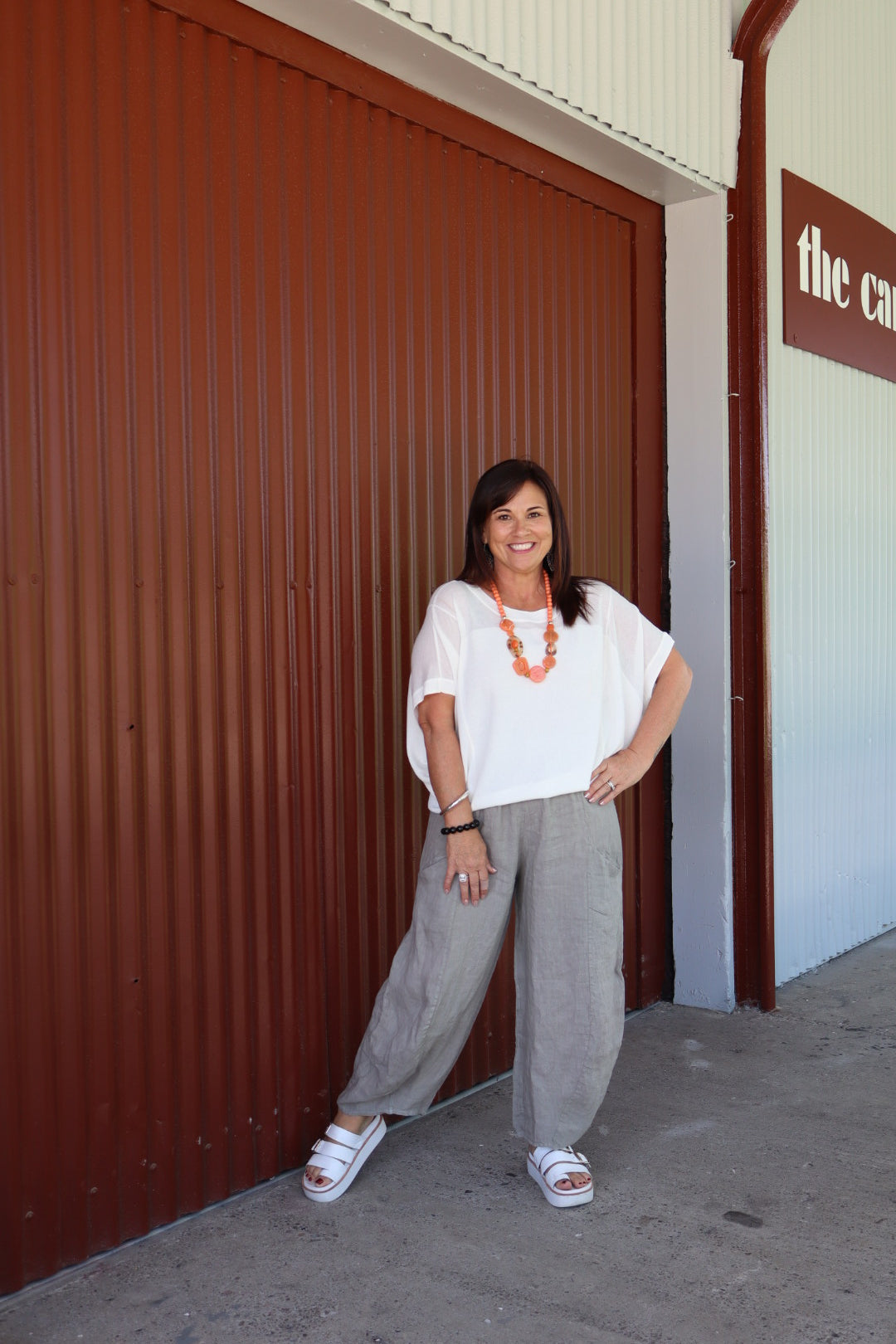 Helga May | Mocha Barrel Linen Pants