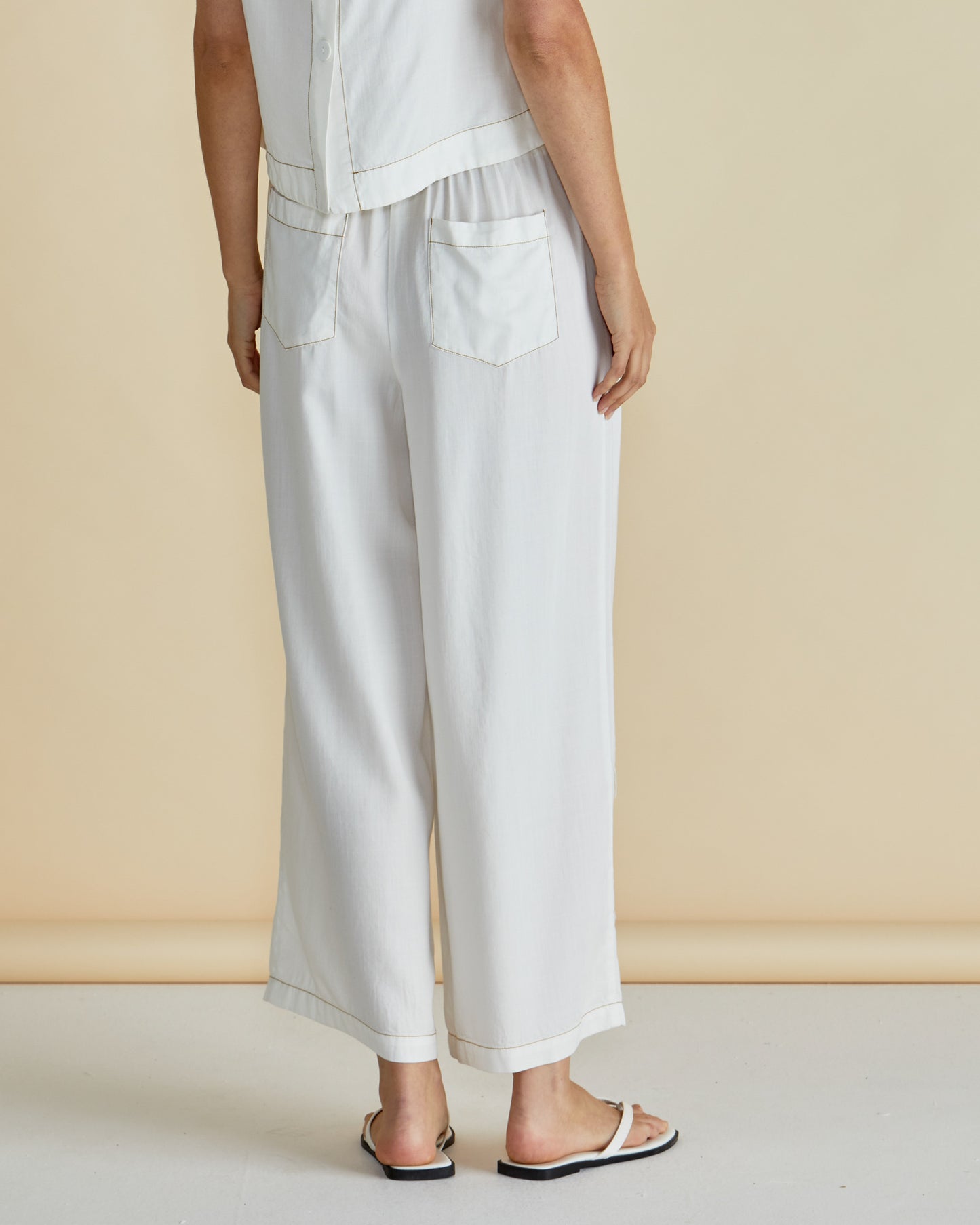 Betty Basics | Copacabana Relax Pant - White