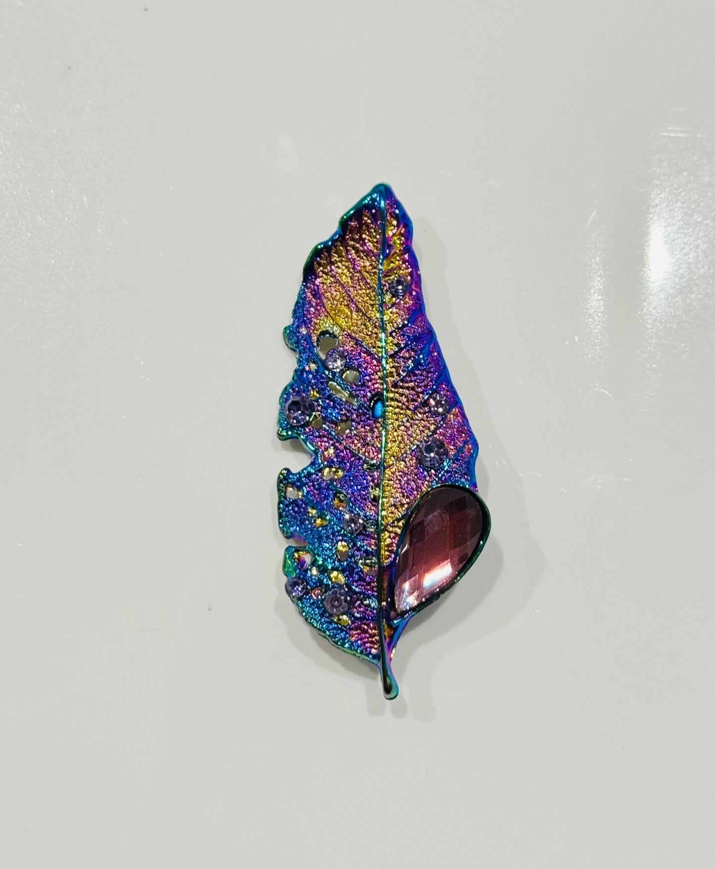 The Cottage Collection | Brooch - Kiwi Glow