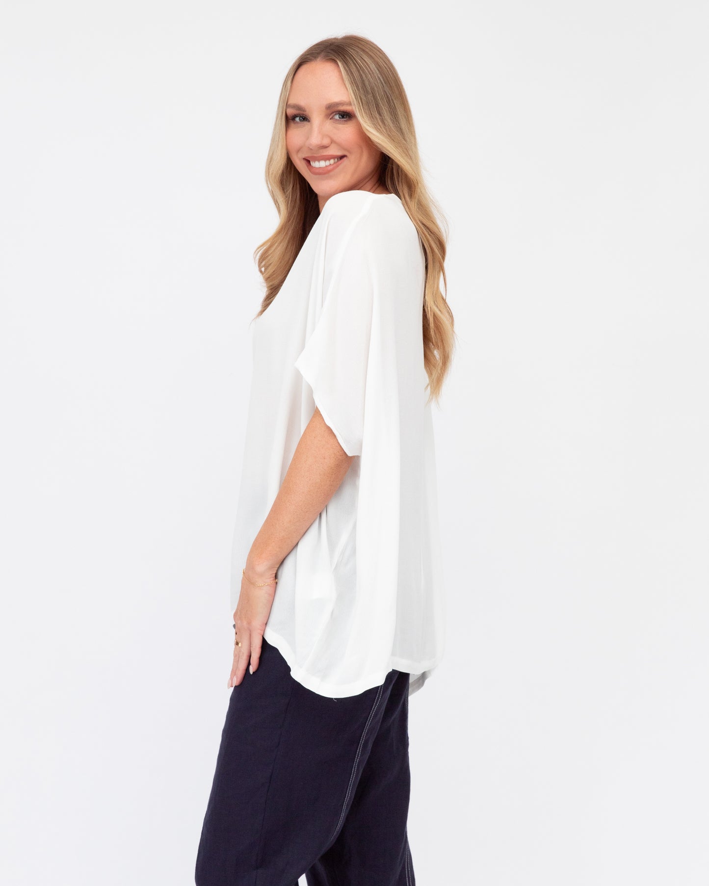 Label Of Love | Alyssa White Top