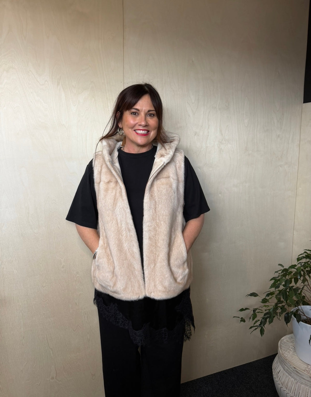The Cottage Collection | Coco Vest - Vanilla