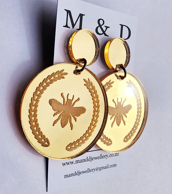 M & D Jewellery | Gold - Bee Engraved Mirror Stud Dangles