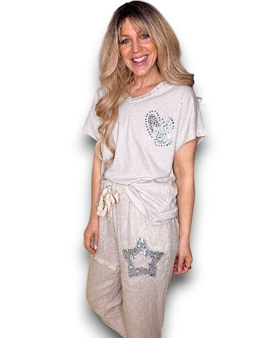 The Cottage Collection - Beige Diamante Heart Tee