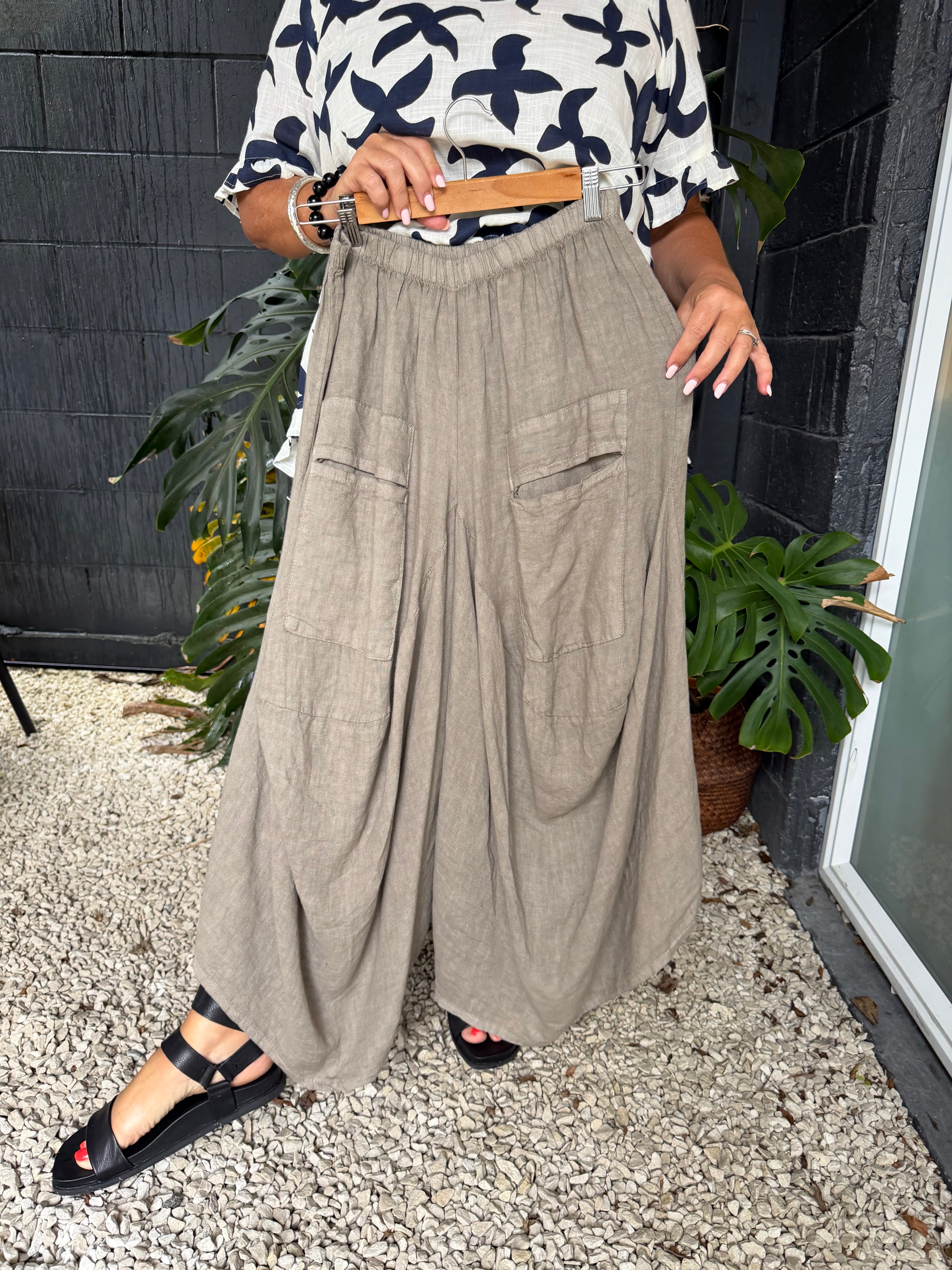 Helga May | Mocha Normandie Linen pants