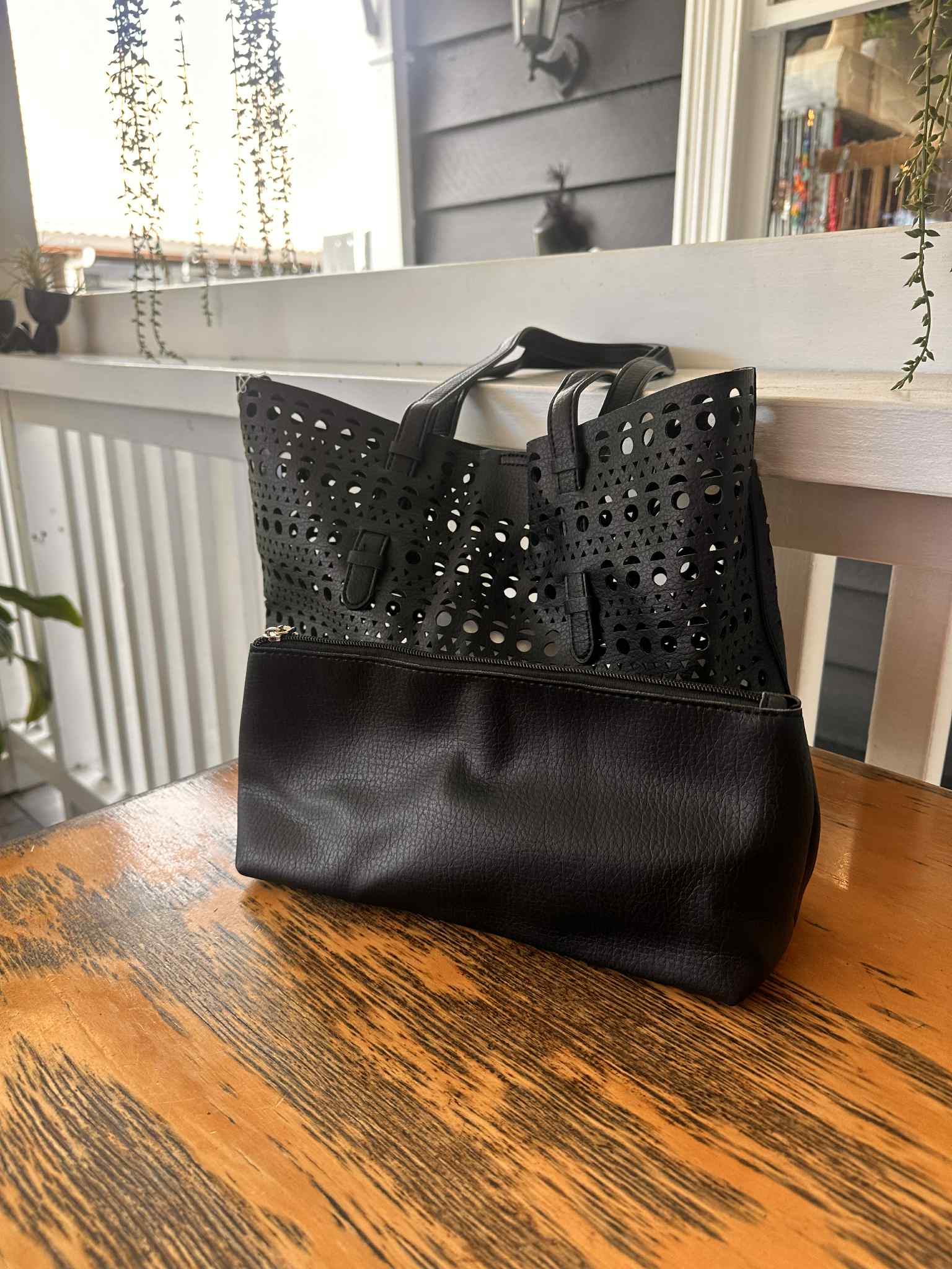 The Cottage Collection | Charlie Handbag - Black