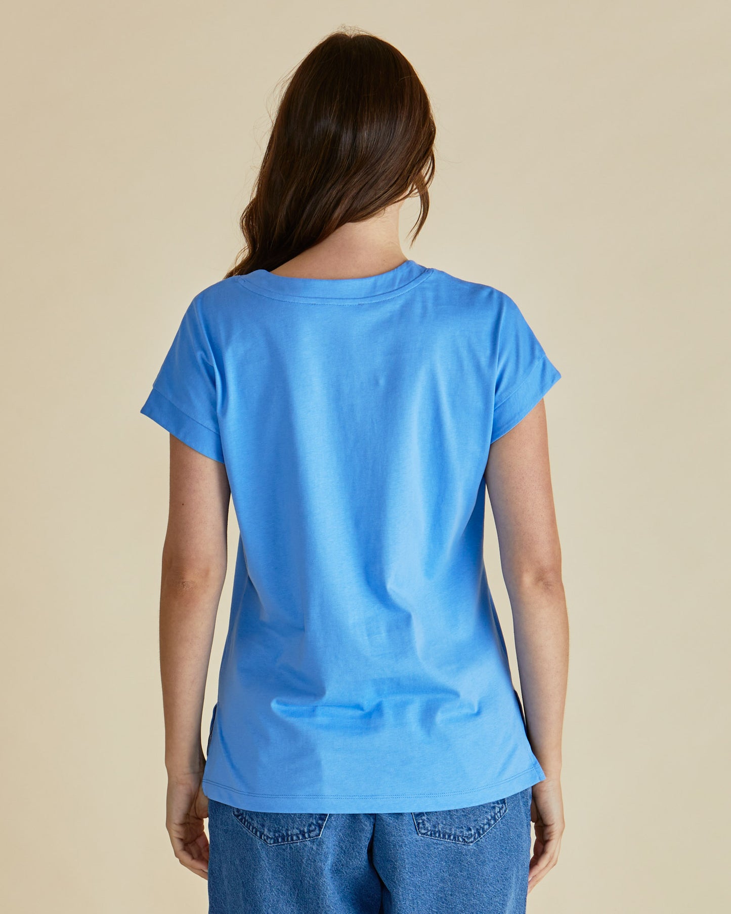 Betty Basics | Tracy V-Neck Tee
