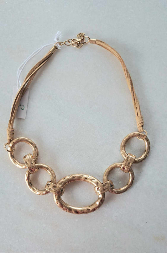 The Cottage Collection | Lana - Gold Chunky Circle Necklace