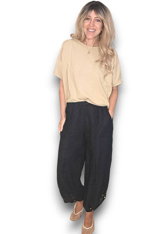 Helga May | Black Mini Button Linen Pant