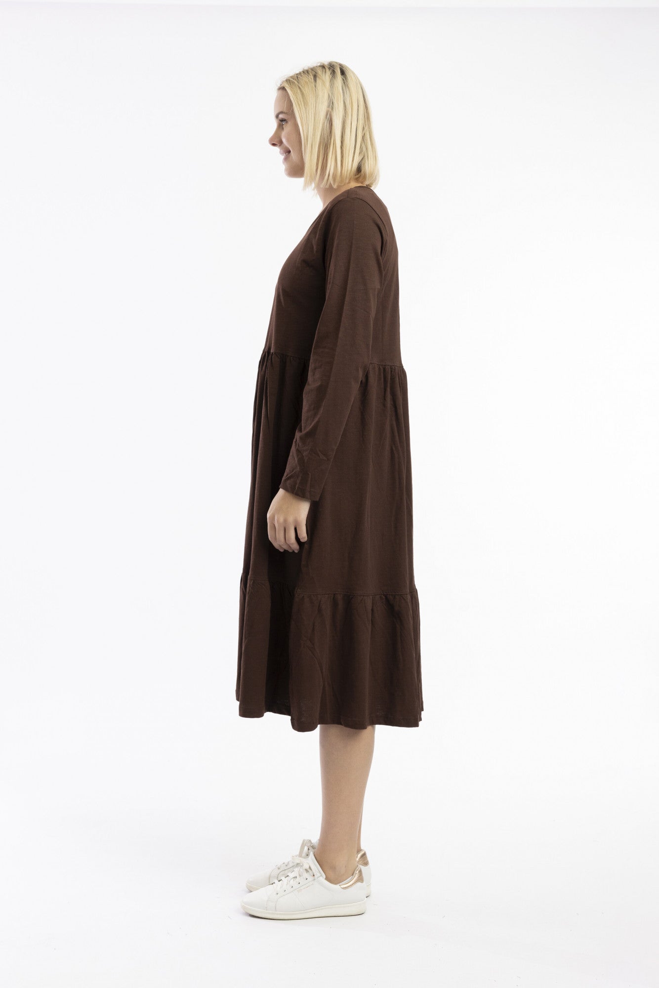 Orientique | Essential Knit Layer Dress - V Neck Chocolate