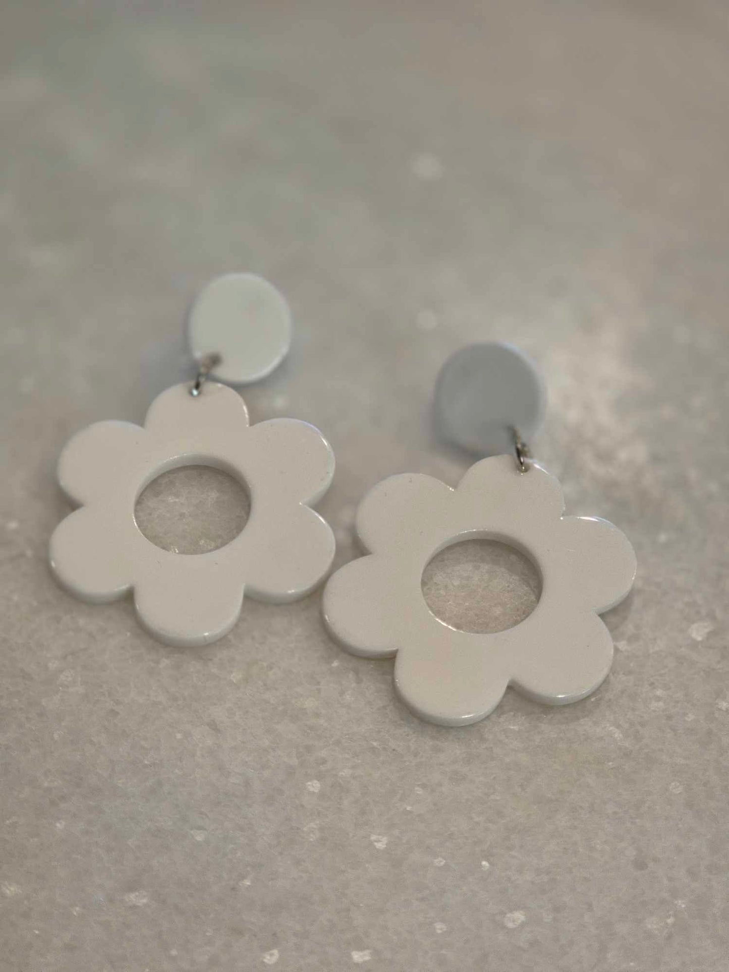 Funky Ted | White - Floss Flower Earrings