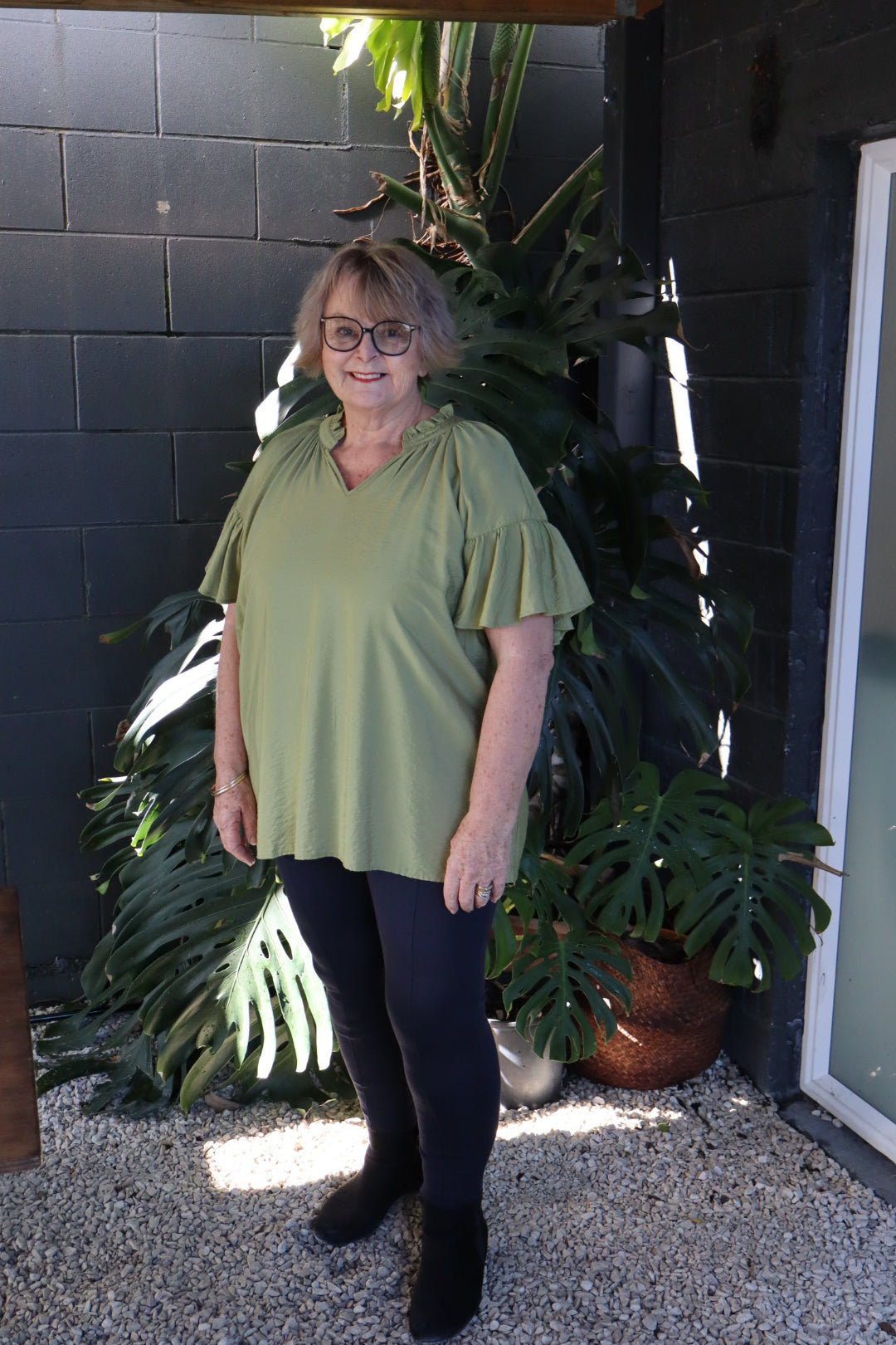 The Cottage Collection | High Rise Curvy Jeggings - Denim