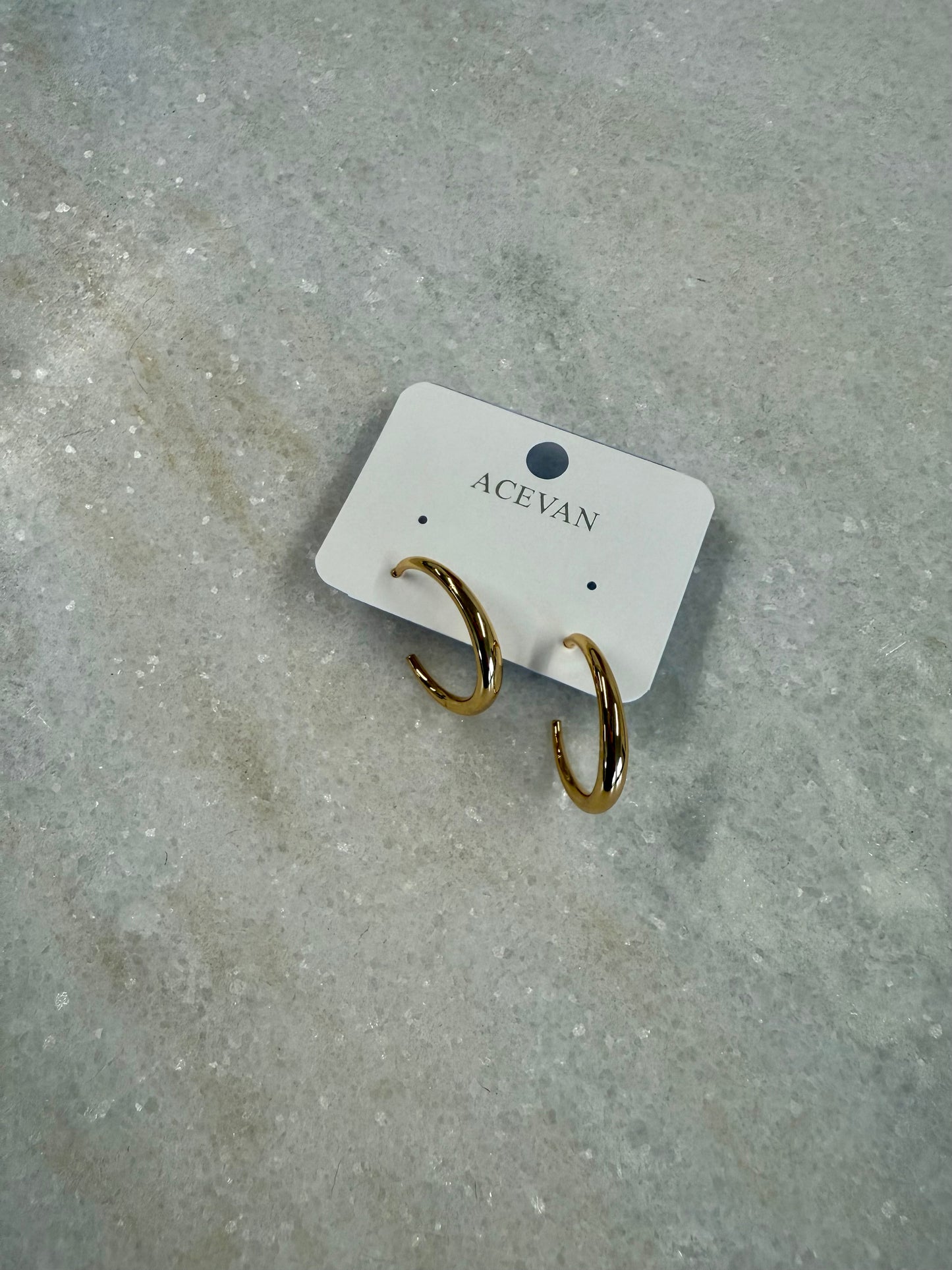 The Cottage Collection | Non-Tarnish Keely Hoop Earrings - Gold