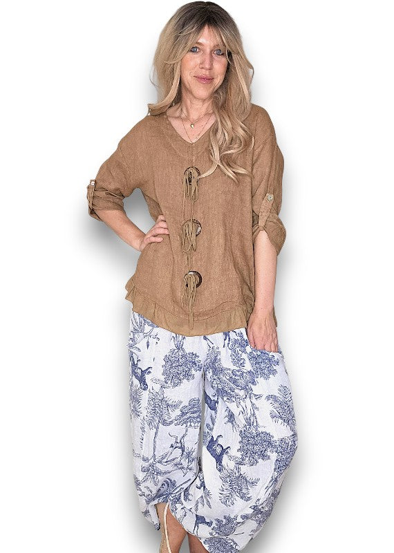 Helga May | Coffee Trios Button Top