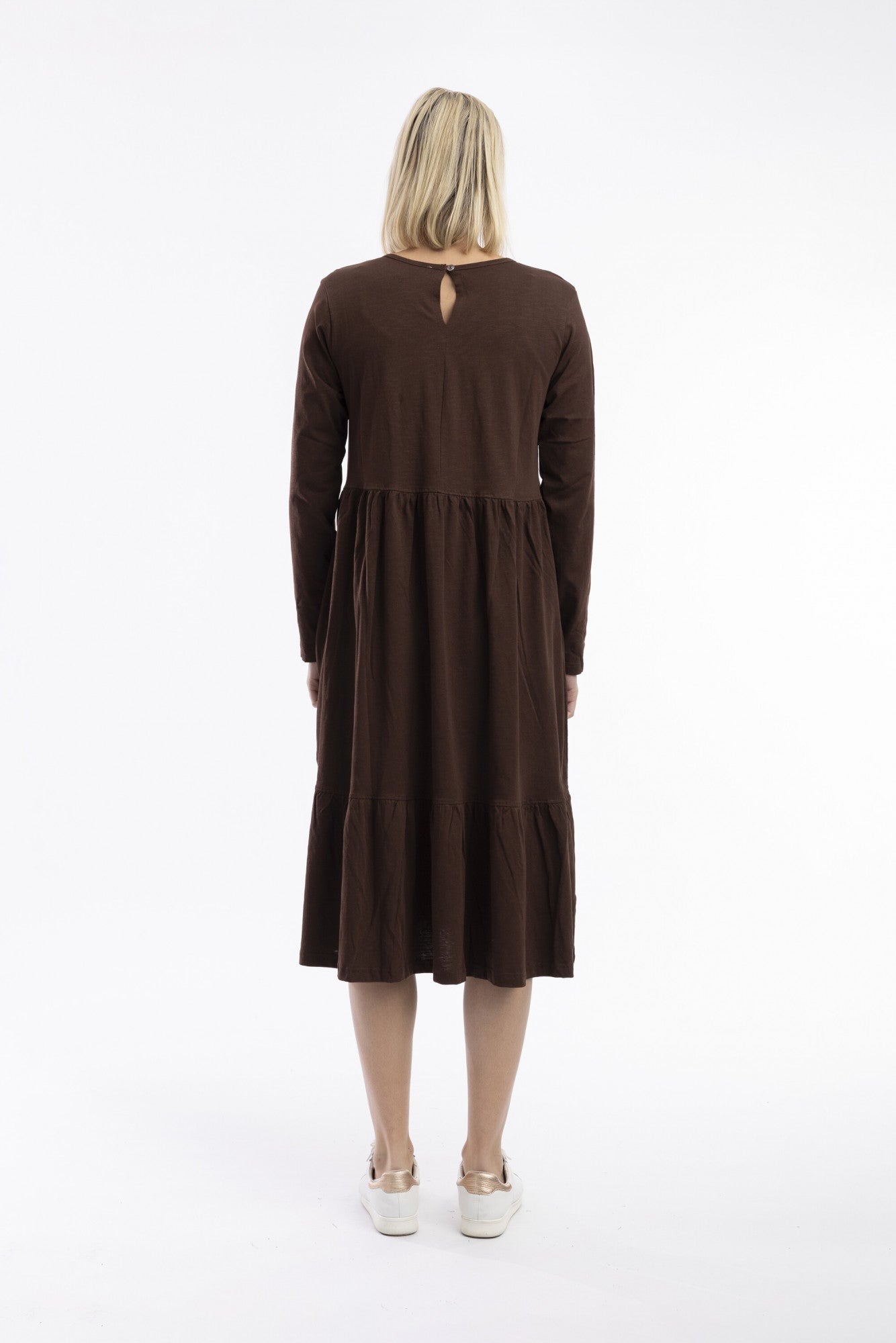 Orientique | Essential Knit Layer Dress - V Neck Chocolate