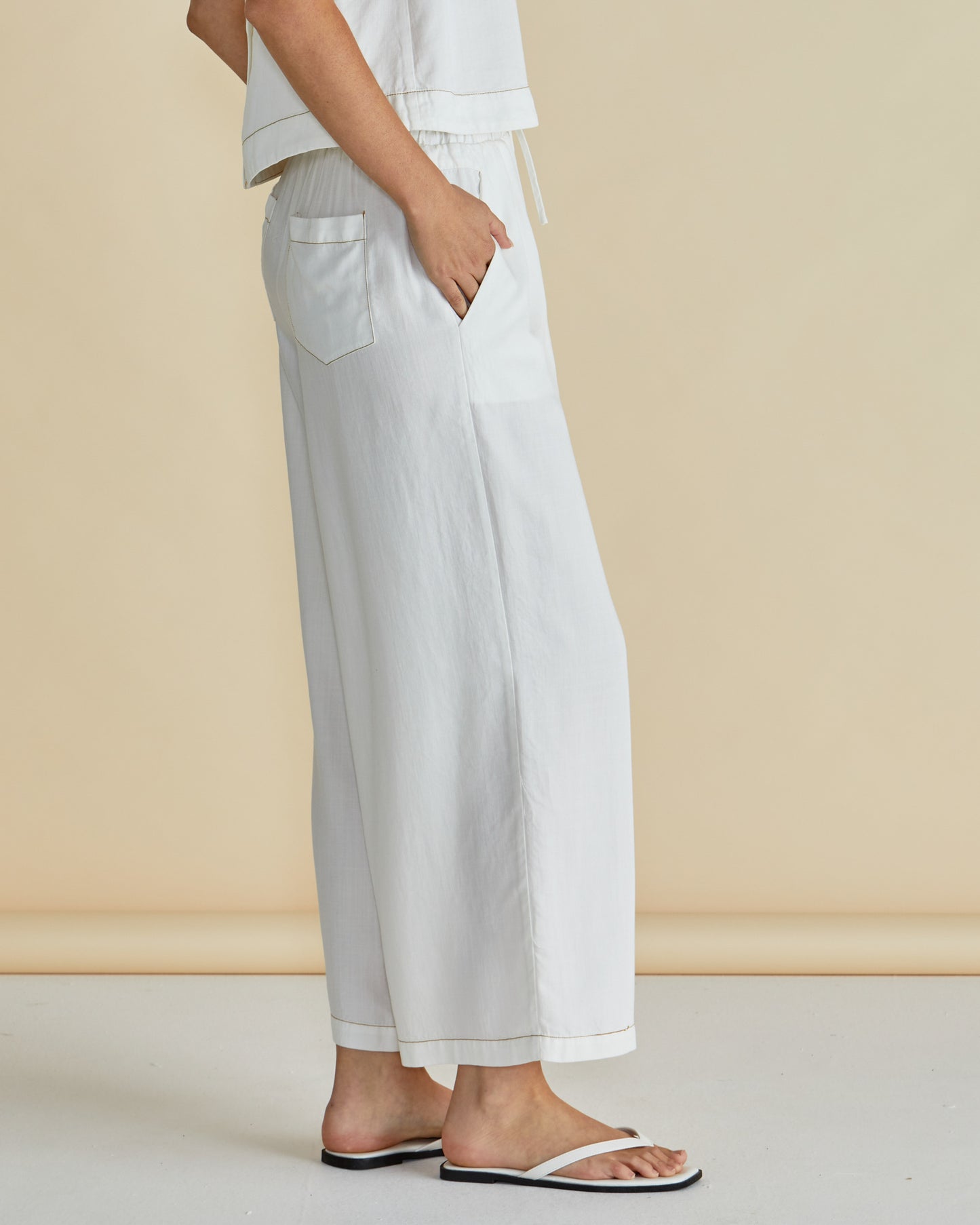 Betty Basics | Copacabana Relax Pant - White