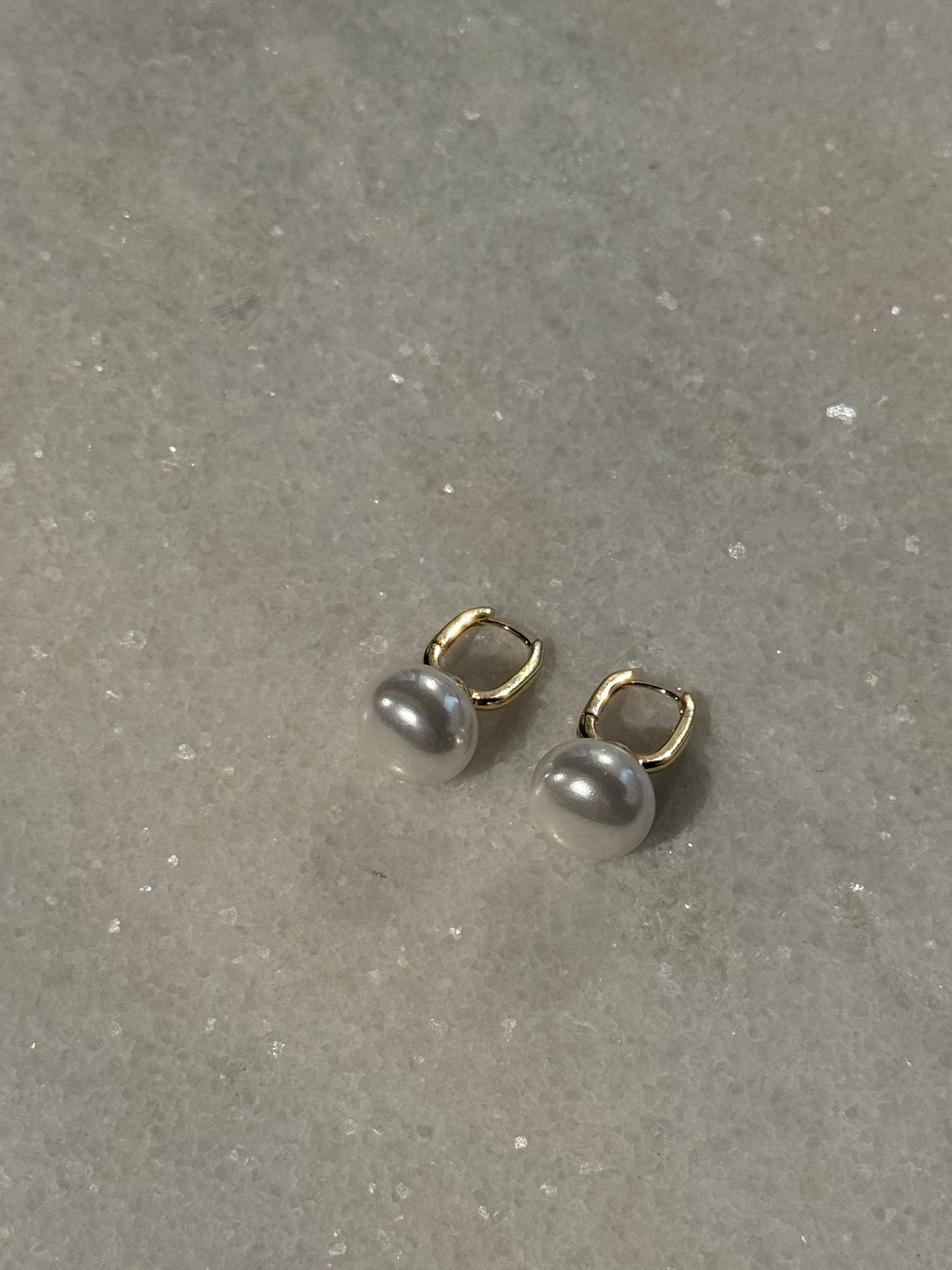 The Cottage Collection | Non-Tarnish Pearl drop Earrings - Silver