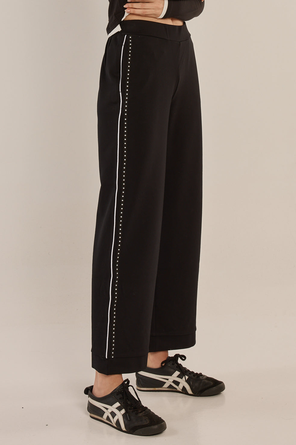 Betty Basics | Bien Ponte Jogger - Black/White