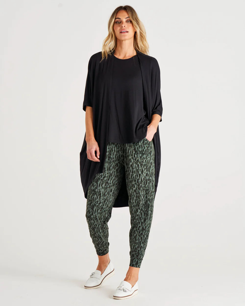 Betty Basics | Black - Magnolia Caridgan