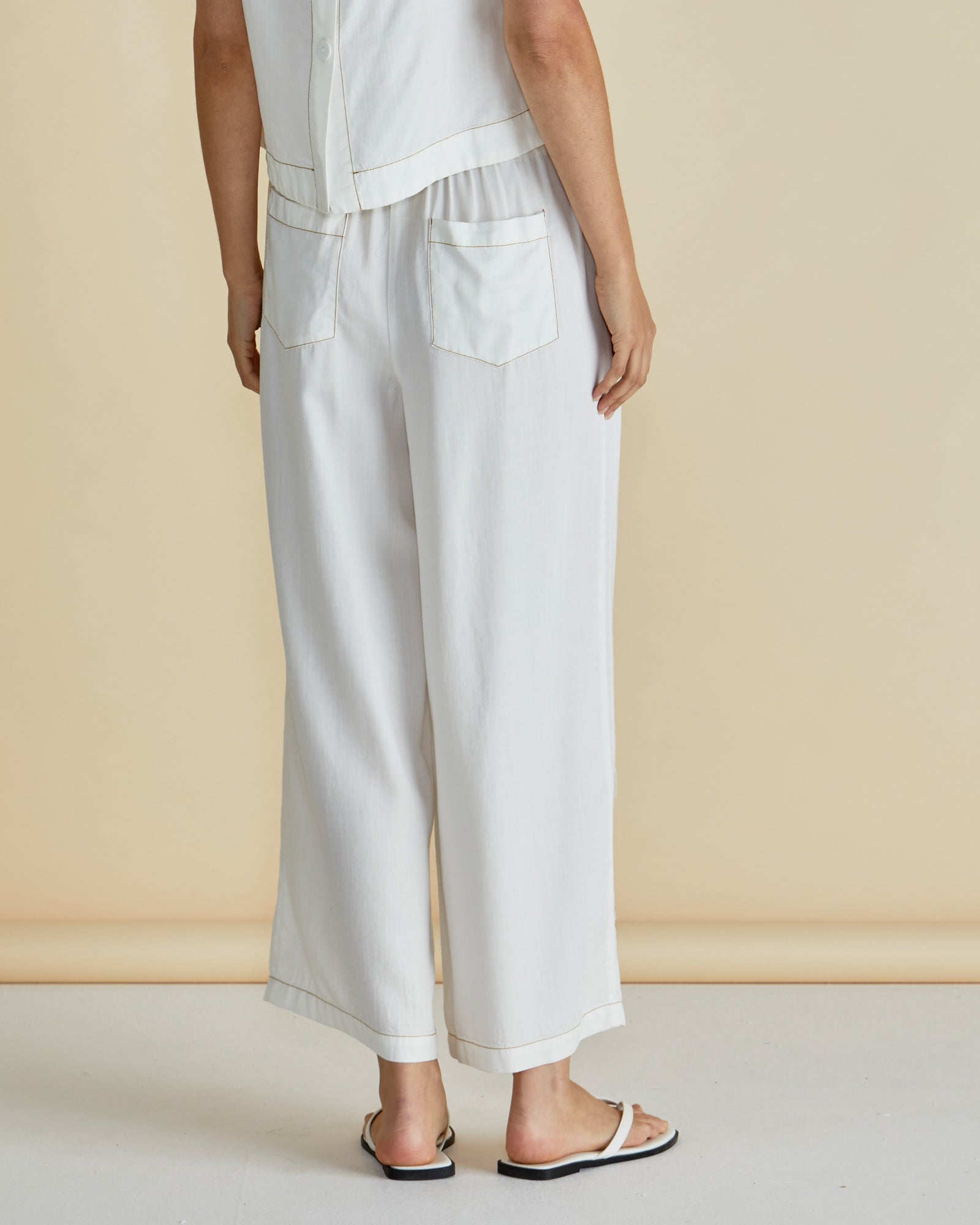 Betty Basics | Copacabana Relax Pant - White