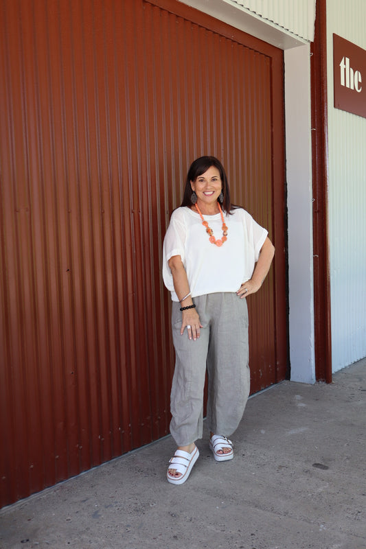 Helga May | Mocha Barrel Linen Pants