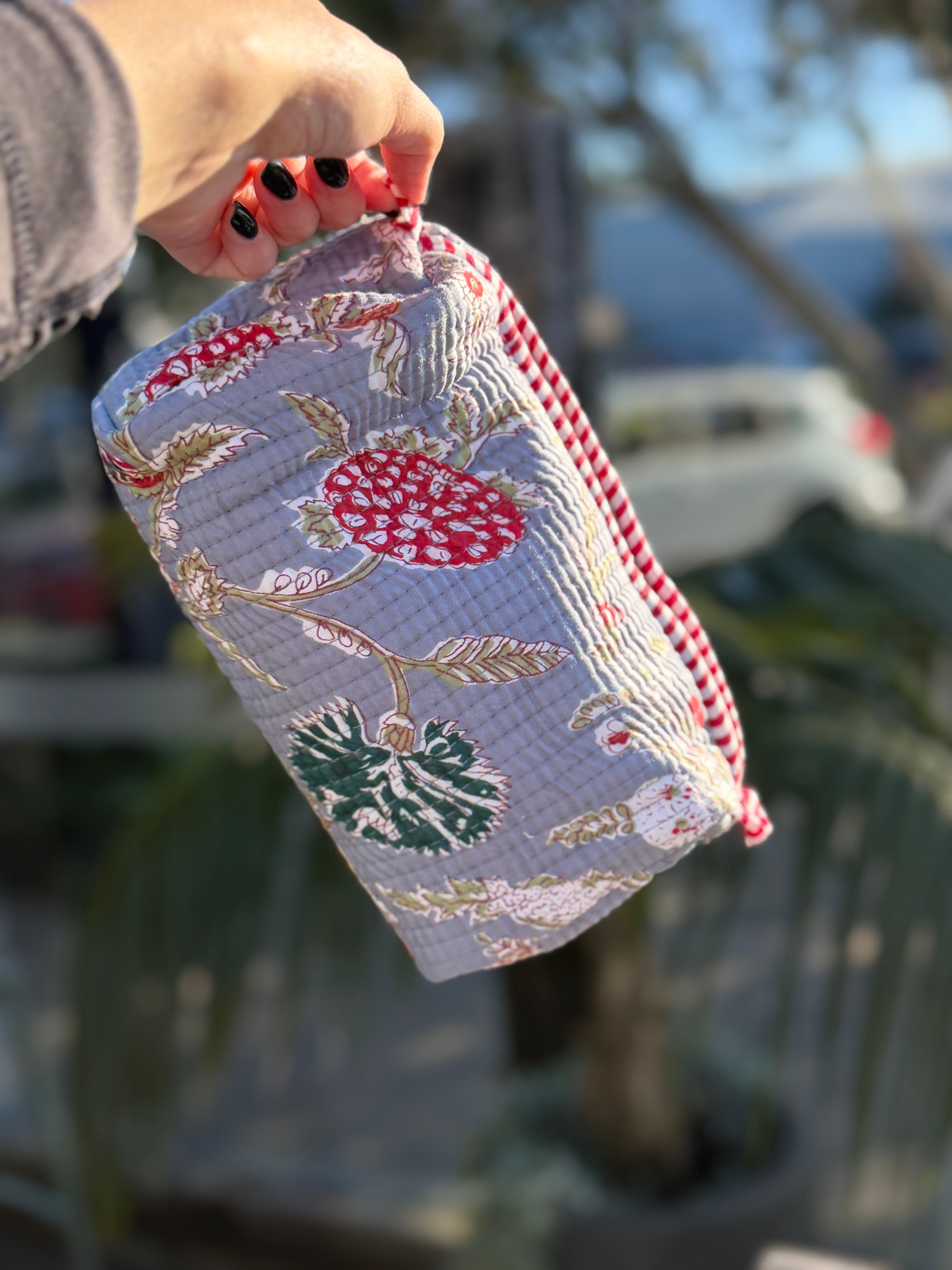 The Cottage Collection | Colour Crush Whispering Floral Medium Pouch