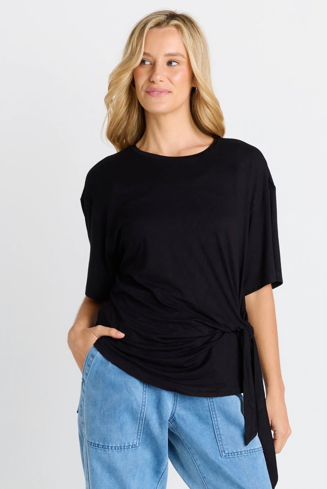 Betty Basics | Knot Tee - Black