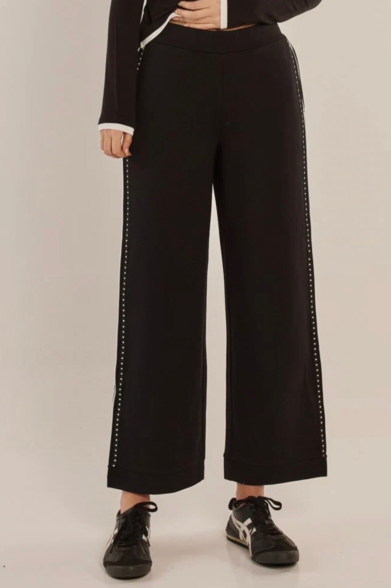 Betty Basics | Bien Ponte Jogger - Black/White