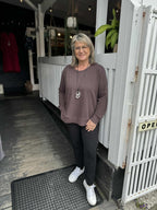 Love & Pebbles - Charlette Curve Hem Sweater - Truffle