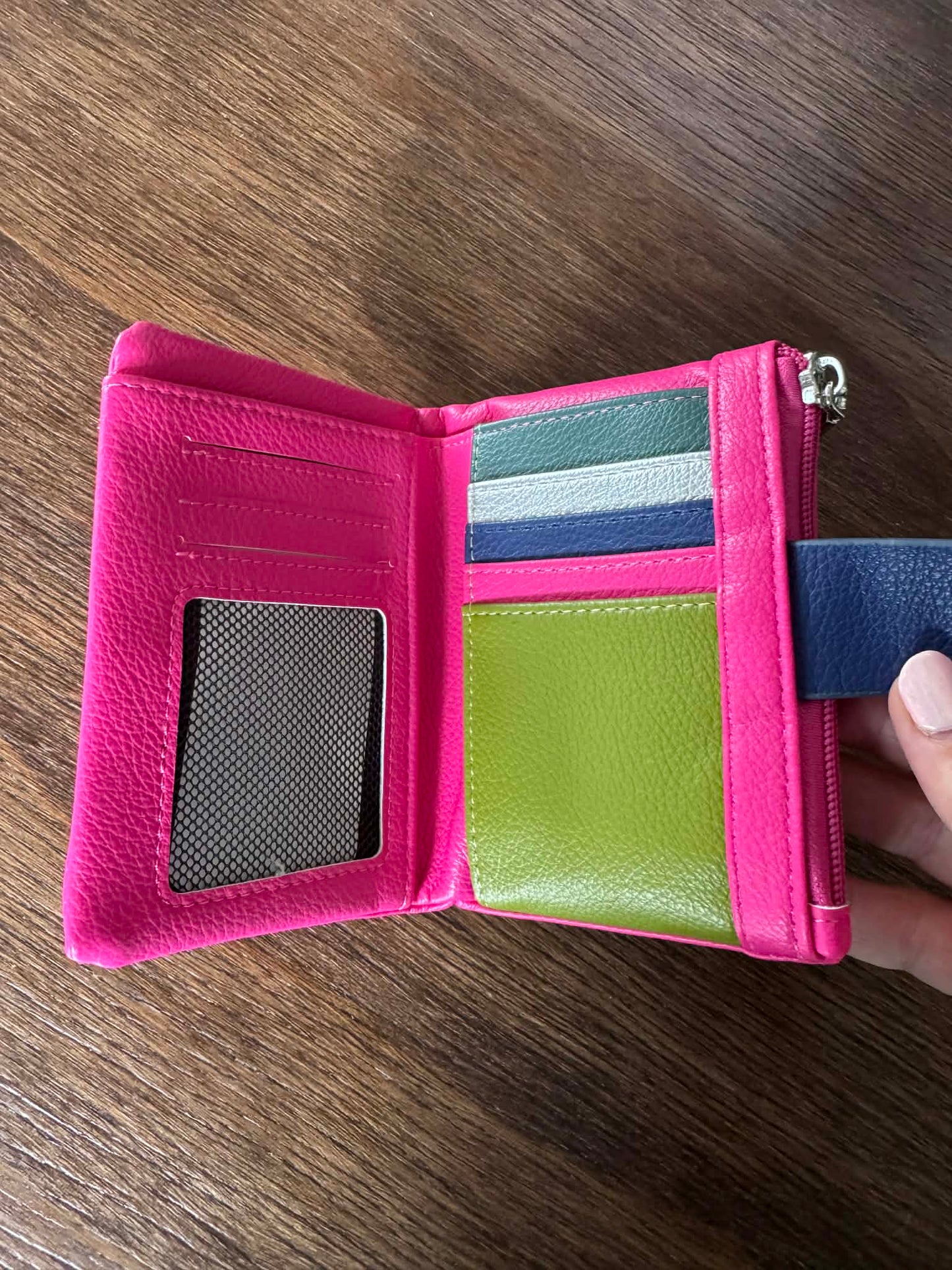 The Cottage Collection | Sara Wallet