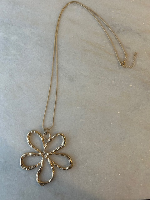 The Cottage Collection - Gold - Daisy Necklace