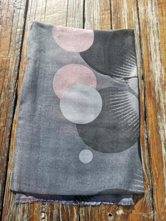 The Cottage Collection | Trey Scarf - Grey Circles