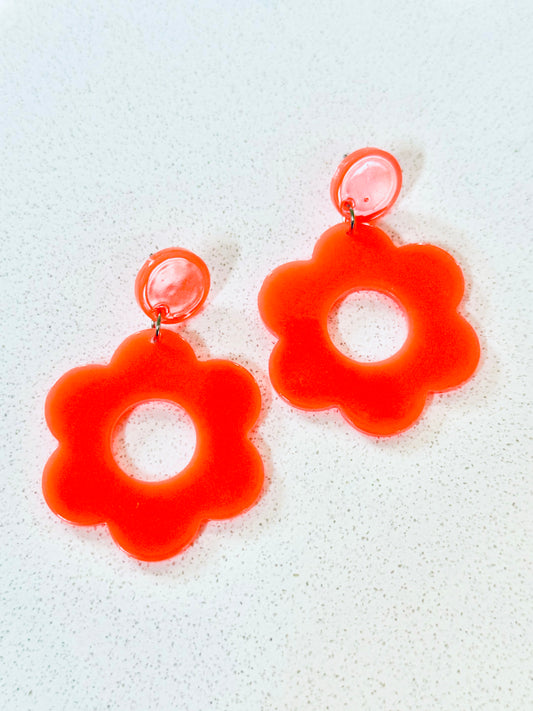 The Cottage Collection | Daisy Fluro Queen  - Earrings