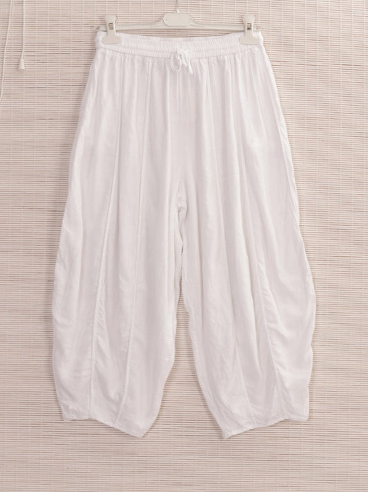 The Cottage Collection | Jonnie Linen Loose Fit Pant - White