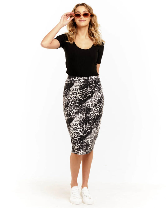 Alicia Skirt Betty Basics