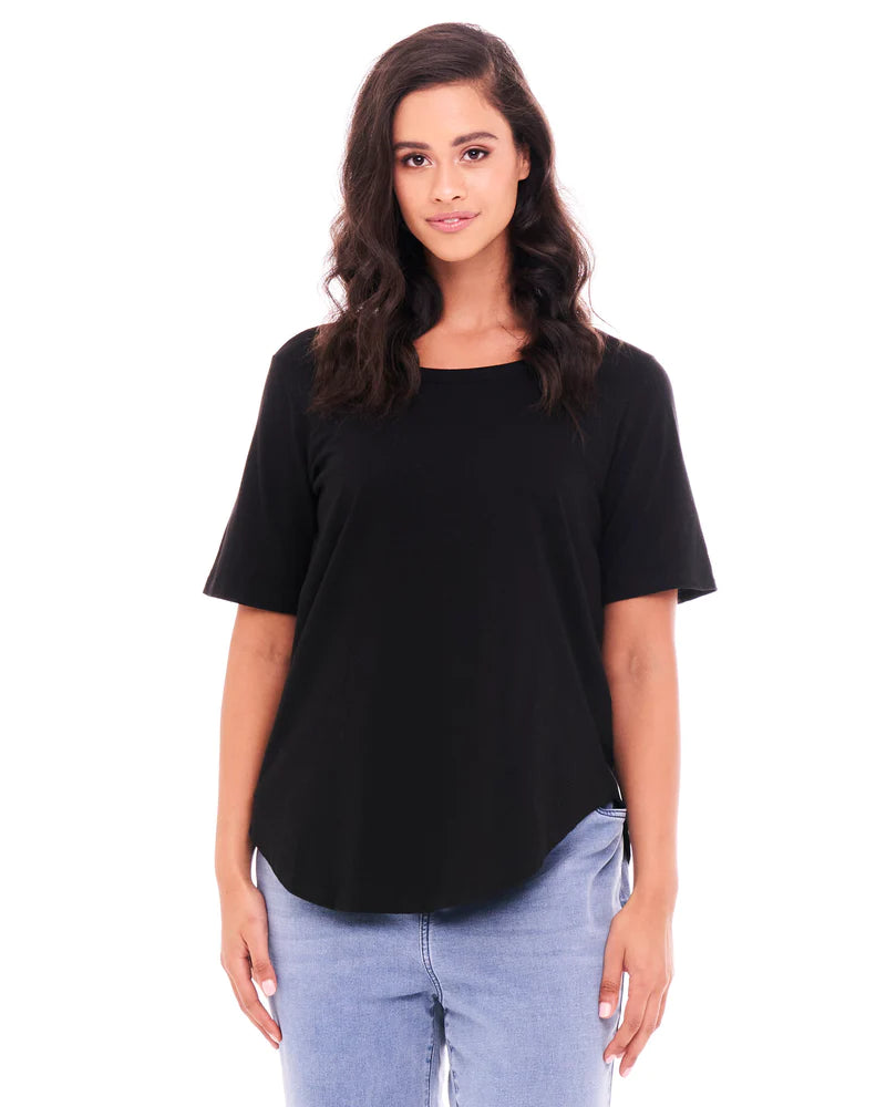 Black Ariana Tee Betty Basics