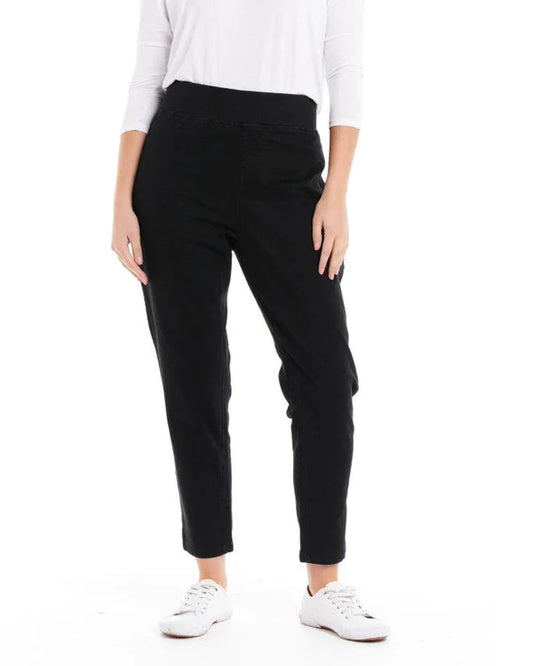 Betty Basics | Black Devon Denim Stretch Jeggings Curve