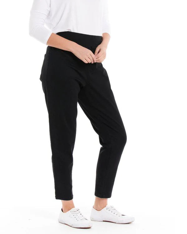 Betty Basics | Black Devon Denim Stretch Jeggings