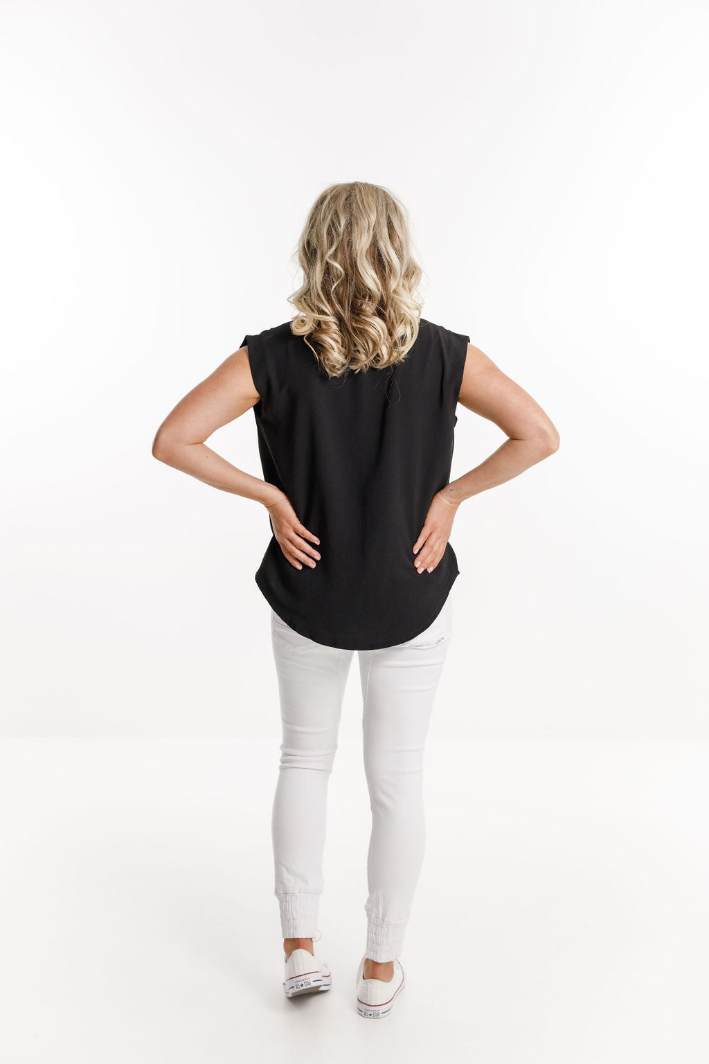 Home Lee | White Weekender Jean