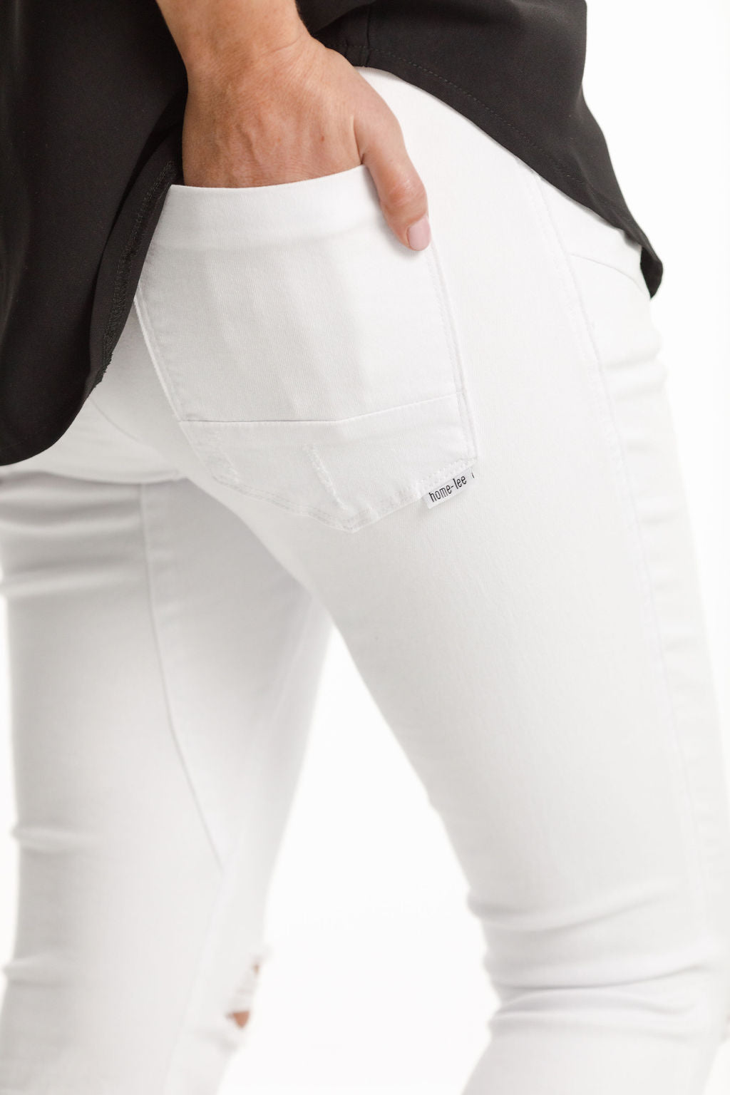 Home Lee | White Weekender Jean